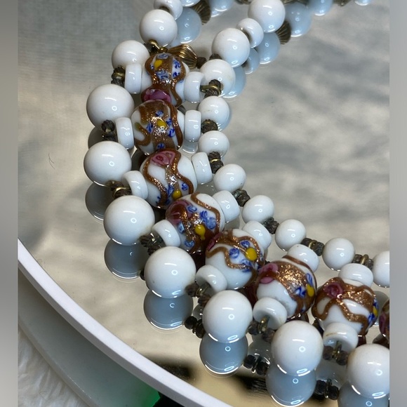 Vintage Rare Antique Venetian Wedding Cake & Milk Glass Beaded Bib Necklace 16” - Picture 12 of 17